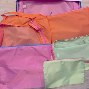 Travel packing set